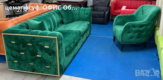 Италиански ликсозен и модерен диван триместен с фотьойл зелено кадифе, снимка 7 - Дивани и мека мебел - 53343295