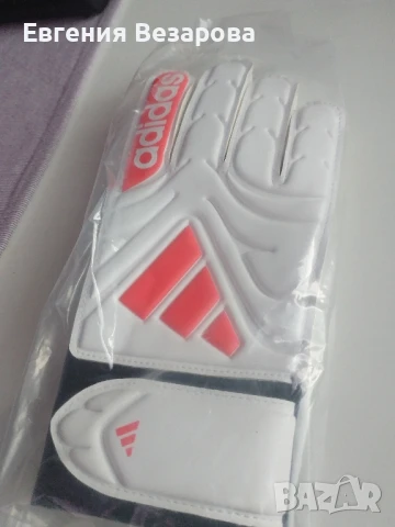 Продавам детски вратарски ръкавици Adidas, снимка 4 - Футбол - 51387171