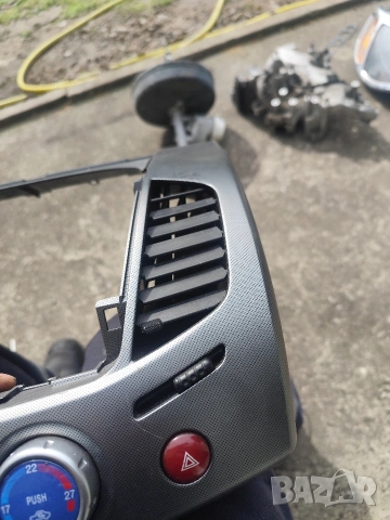 Централен Панел -Mitsubishi L200-2.5dci-174кс-2008г, снимка 3 - Части - 53679204