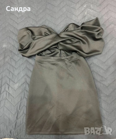 Черна рокля, снимка 5 - Рокли - 54019524