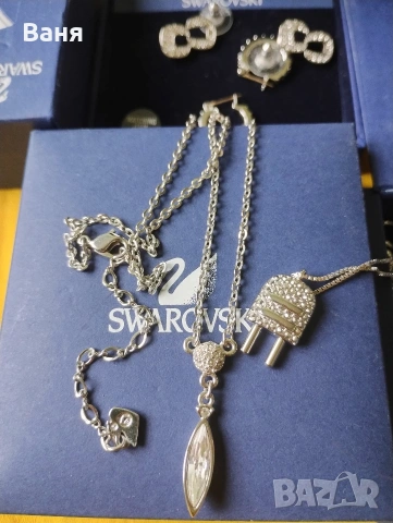 оригинални Swarovski , снимка 2 - Колиета, медальони, синджири - 54015690