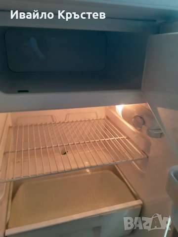 Продавам хладилник с камера , снимка 4 - Хладилници - 54243040