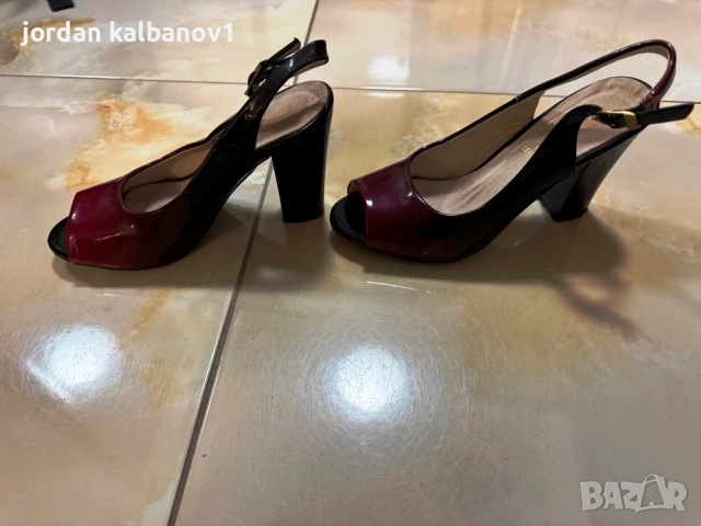 Подарявам - дамски летни лачени обувки на ток номер 35 стелка 22см. ток 8см., снимка 2 - Дамски обувки на ток - 53598488