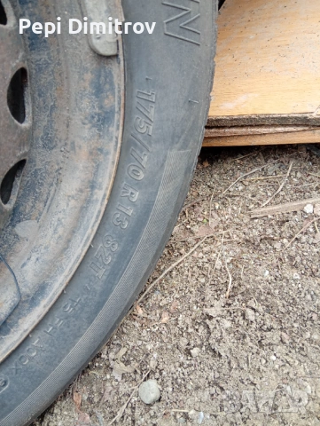 4 броя зимни гуми 175/70/13 Riken, снимка 3 - Гуми и джанти - 53142803