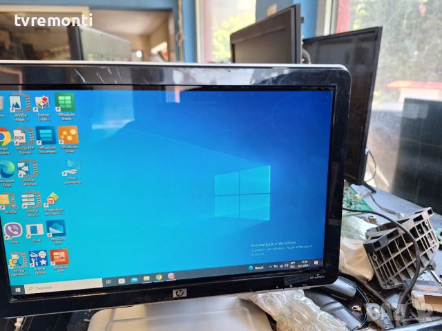 LCD монитор 19 HP Pavilion , снимка 3 - Монитори - 46730346