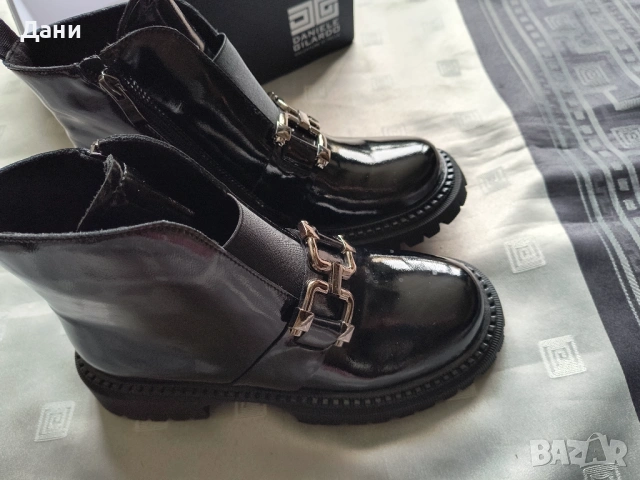 Дамски черни лачени боти , снимка 14 - Дамски боти - 53963451