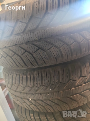 2бр.зимни гуми 215/65/16 Semperit, снимка 7 - Гуми и джанти - 52248437