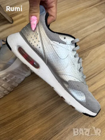 Оригинални маратонки Nike Air Max Tavas ! 38 н, снимка 6 - Маратонки - 48510698