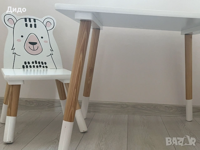 Детска маса с два стола, снимка 4 - Мебели за детската стая - 53148063