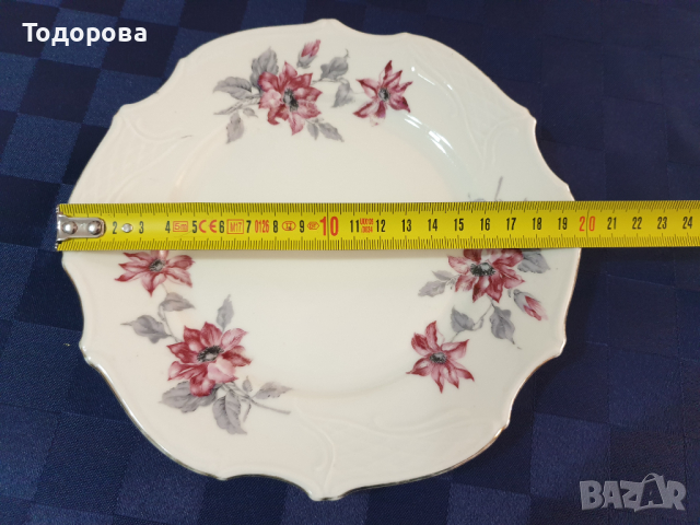 Лот порцеланови барокови чинийки-Bavaria Bareuther, снимка 3 - Сервизи - 45032516