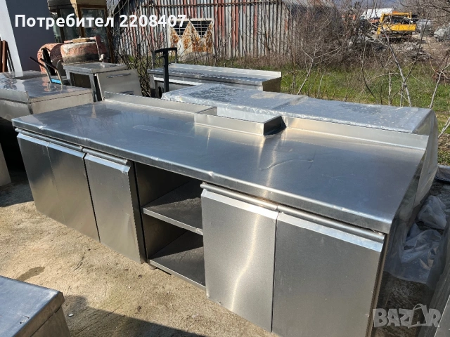 Работна маса неръждавейка