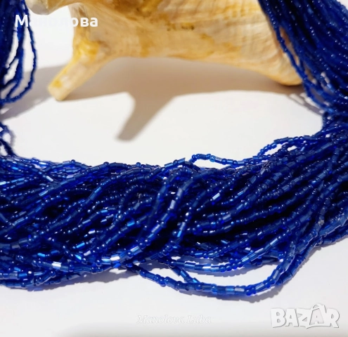 Винтидж ръчно изработено колие с множество нишки кобалтово сини стъклени мъниста., снимка 3 - Колиета, медальони, синджири - 52437848