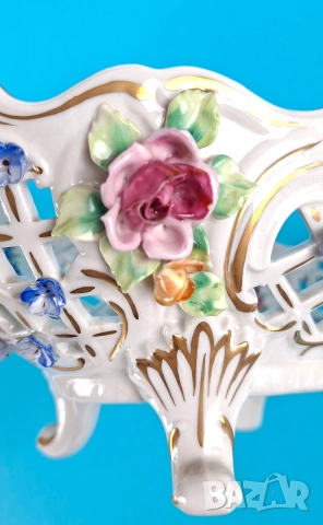 Ажурна фруктиера с релефни цветя - Sandizell, Dresden, 60-те г., снимка 8 - Други - 52991614