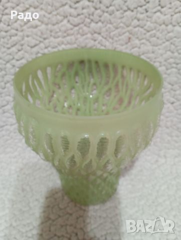 Пет броя зелени стъклени абажури. Стъкло за лампа. Чашка за полилей, снимка 3 - Полилеи - 45263954