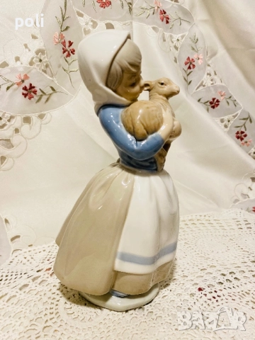 порцеланова статуетка , снимка 6 - Статуетки - 52835207