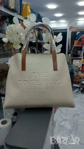 чанта и несесер the tote bag marc jacobs , снимка 5 - Чанти - 48942619