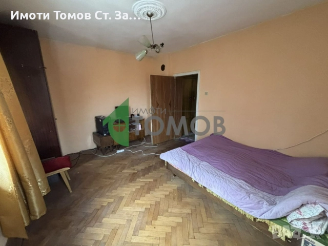 Монолитна къща с двор и гараж в град Чирпан, снимка 18 - Къщи - 52848542