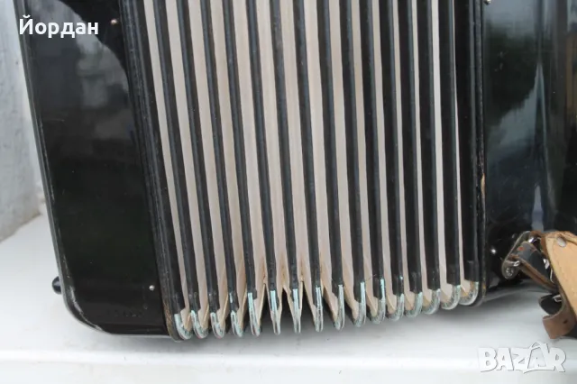 Немски акордеон ''Hohner Arietta IM'' , снимка 17 - Акордеони - 49895220