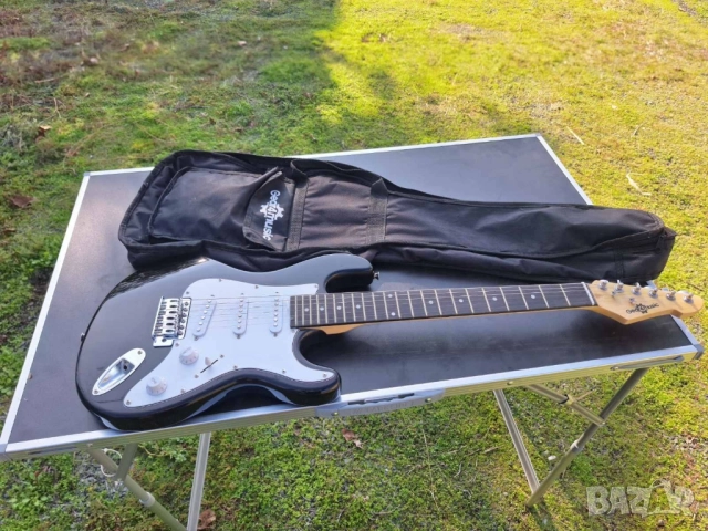 Една класическа китара +Детска електрическа китара., снимка 15 - Китари - 52308637