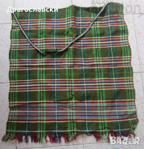 10 бр различни модели шити престилки. престилка чеиз дар плат, Стара вълнена тъкана, престилки, снимка 8 - Други ценни предмети - 28901671