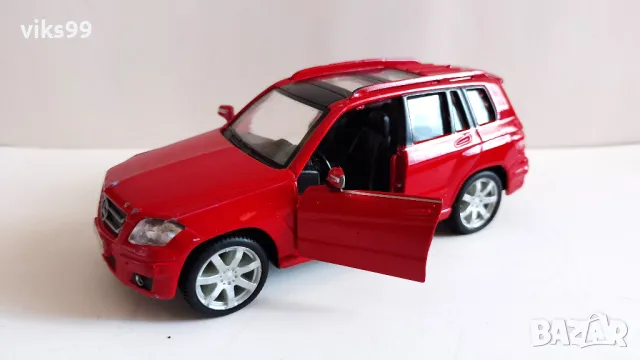 Bburago Mercedes-Benz GLK-Class 350 Мащаб 1:32, снимка 2 - Колекции - 47129103