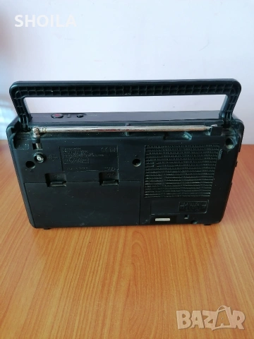 Panasonic rf-3700, снимка 3 - Радиокасетофони, транзистори - 52791096