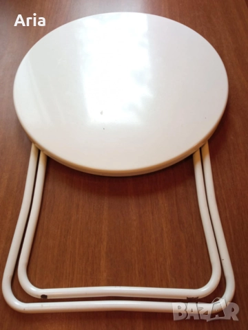 Сгъваема метална масичка , снимка 2 - Маси - 51483774