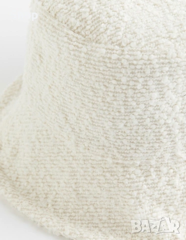 Комплект шапка на H&M и чанта на Parfois, снимка 2 - Други - 53154194