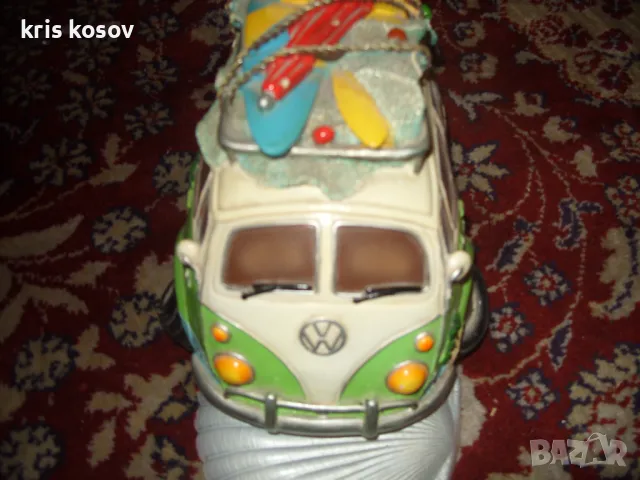 ретро каса за монети Детска играчка Volkswagen Bus Isolated, снимка 4 - Антикварни и старинни предмети - 48922710