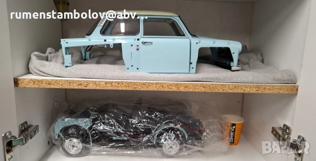 Трабант 601 deluxe + каравана 1:8, снимка 5 - Колекции - 53047426