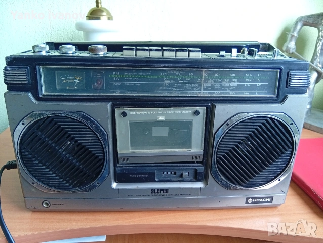 Радиокасетофон Hitahi