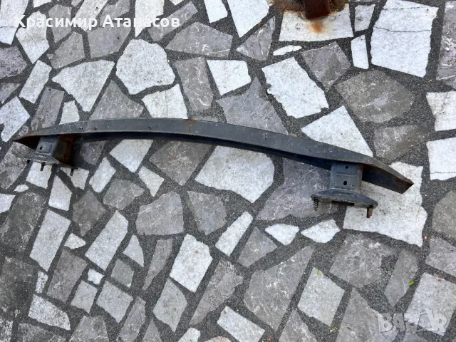 A2046100014. Основа задна броня за Мерцедес Ц-класа W204. Седан , снимка 7 - Части - 50059407