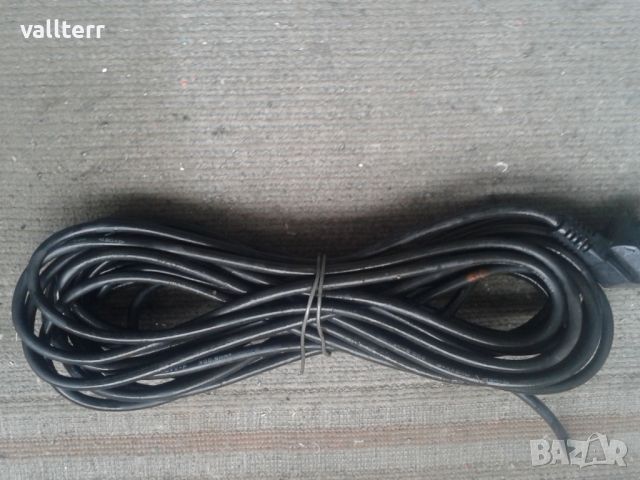 кабели 10метрови със щепсел, снимка 1 - Кабели и адаптери - 45750254
