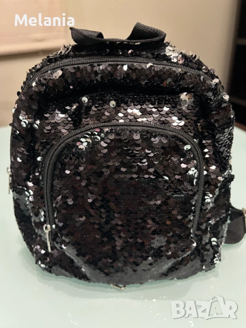 Куп момичешки аксесоари, снимка 7 - Раници - 53313027