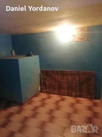 Продава се и под наем, снимка 16 - Гаражи и паркоместа - 53572222