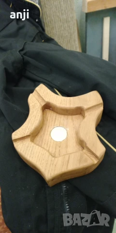 Пепелник от масив тежък дъб, снимка 2 - Антикварни и старинни предмети - 50583044