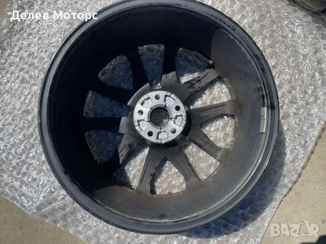 575601025L Алуминиева джанта от Seat Ateca Cupra , 19 Цола, 8J, ET45, снимка 2 - Гуми и джанти - 50212101