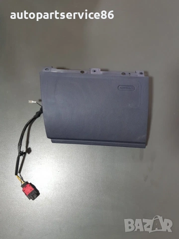 Кора под коляното за арматурно табло дясно управление за Peugeot 1007 1.6 (2005-2010) 9647684877, снимка 2 - Части - 53534752