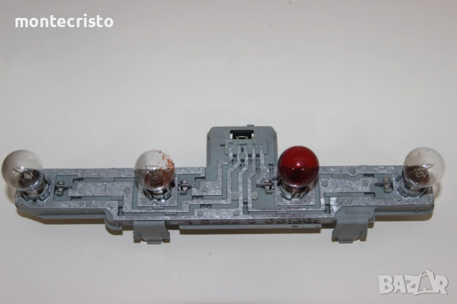 Лява платка стоп Opel Zafira B facelift (2008-2012г.) ляв ламподържач 93192916 / 21722101