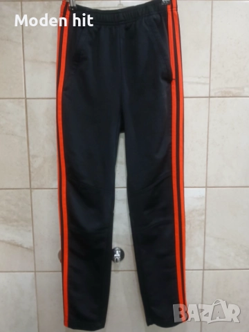 Adidas оригинално долнище за момче размер 11-12 г./152 см.