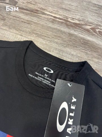 Мъжко!Oakley USA Flag Tee размер ХС-Уголемена,пасва за С размер, снимка 4 - Тениски - 53850403