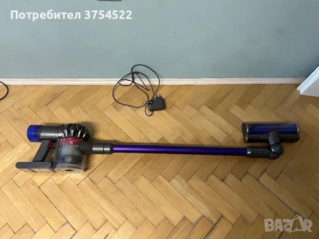 Dyson V8 SV10 Animal, снимка 17 - Прахосмукачки - 49131703