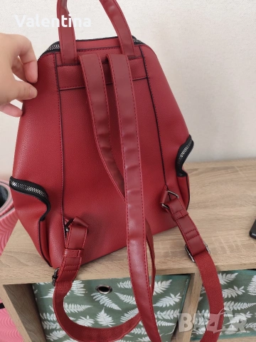 Червена кожена раница , снимка 4 - Раници - 53019213