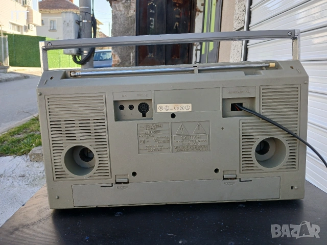 ПРОДАВАМ КАСЕТОФОН ( TOSHIBA RT 90S JAPAN) , снимка 3 - Радиокасетофони, транзистори - 53747862