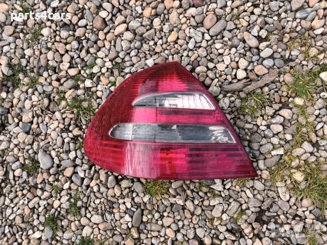 ляв стоп за мерцедес Е класа в211 седан MERCEDES E class w211