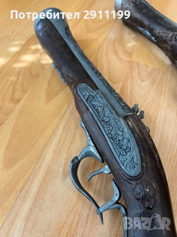 Реплика на кремъклия, комплект от два еднакви, снимка 6 - Антикварни и старинни предмети - 52812383