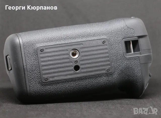 Батериен грип Canon BG-E20, снимка 3 - Батерии, зарядни - 46970548