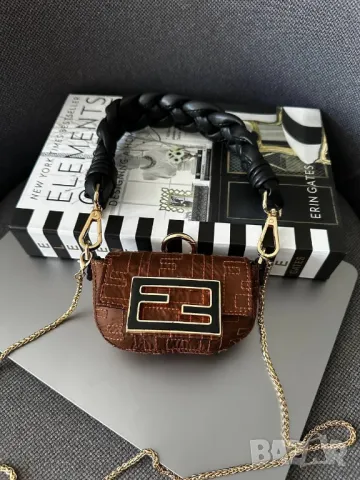 дамски чанти fendi , снимка 2 - Чанти - 46996374