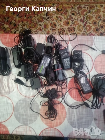 Лот Адаптери за лаптопи