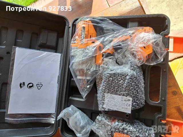 Акумулаторен ударен гайковерт 1600Nm и накрайник 3/4, снимка 3 - Винтоверти - 50189724